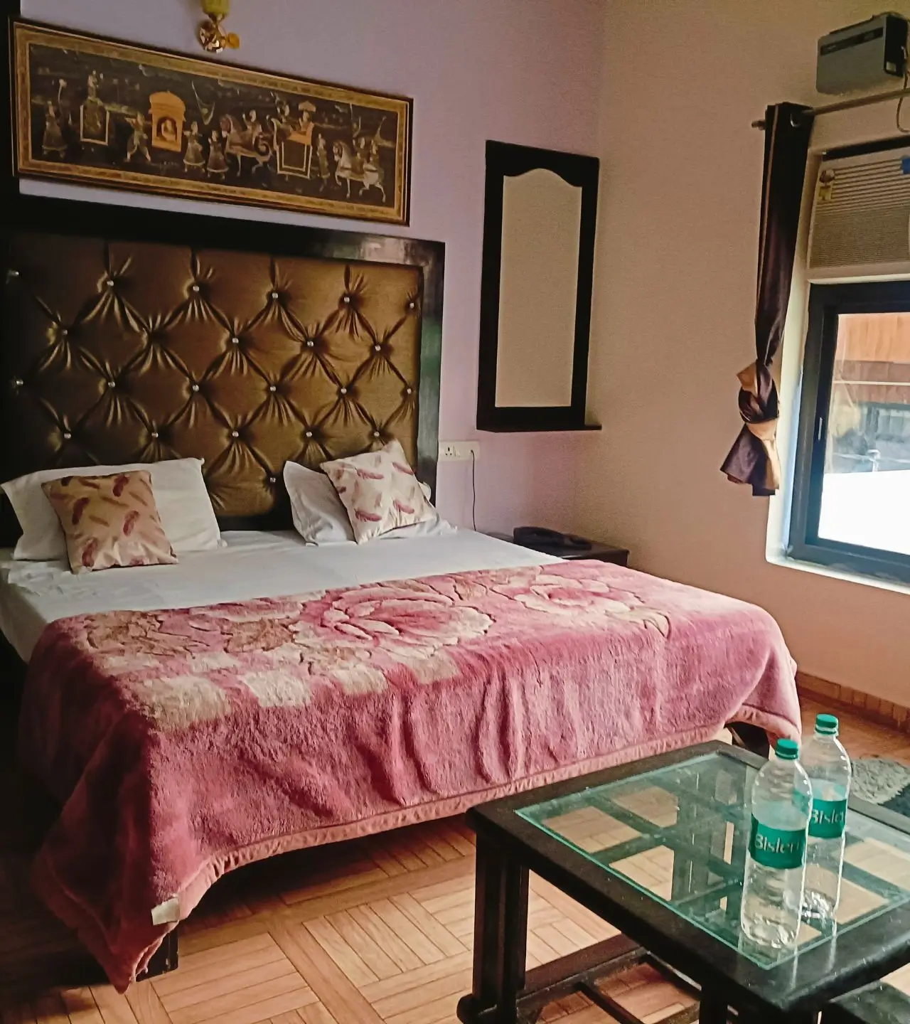 200 hour yoga instructor accommodation room in Rishikesh, India