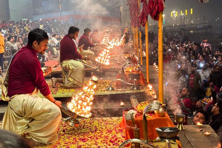 Experience the Ganga Aarti