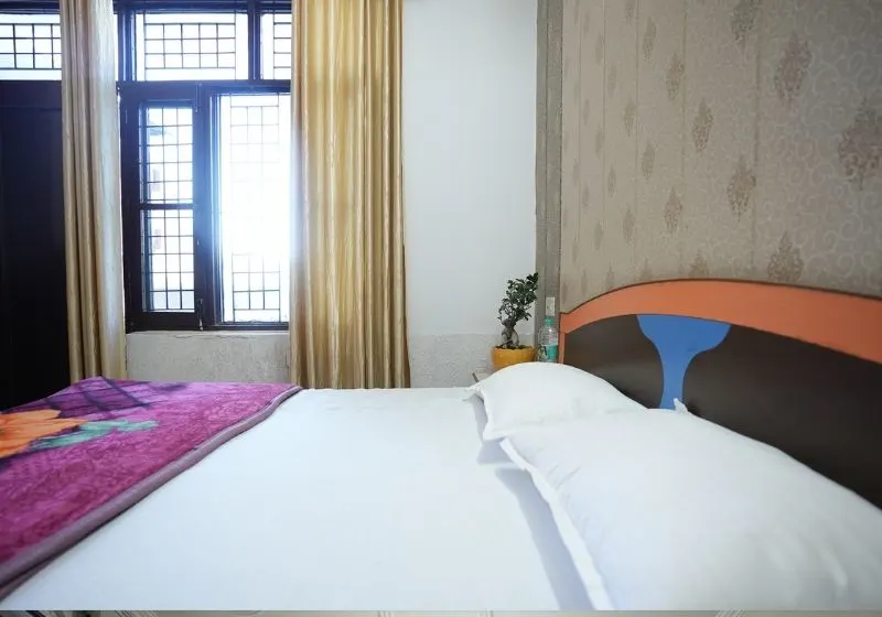 Private room for 200 hour yoga TTC in Rishikesh at Rishikesh Yoga Valley