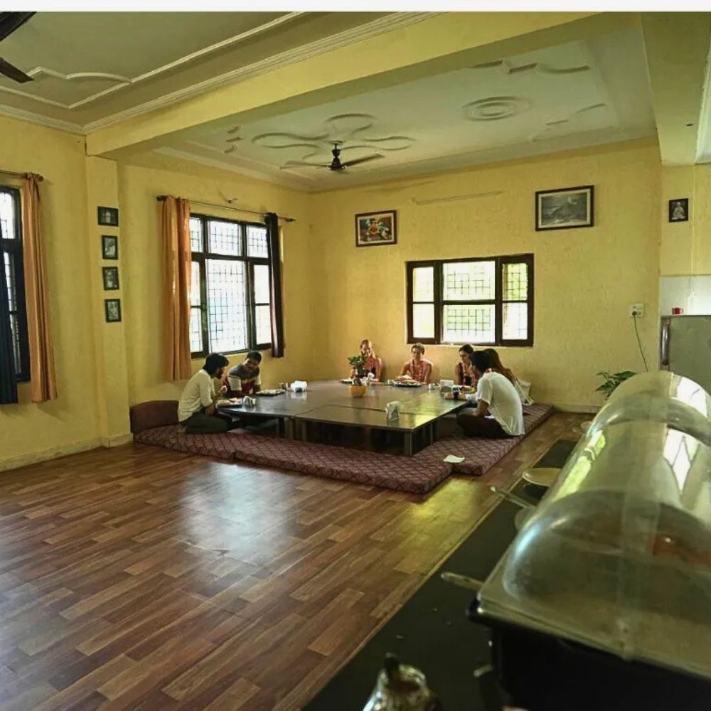 Students taking Meal Together at Rishikesh Yoga Valley