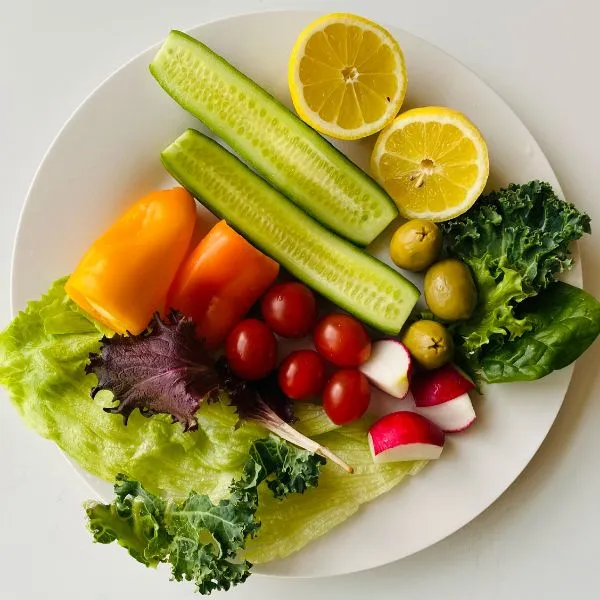 GREEN AND CLEAN FOOD OF RYV