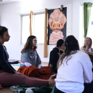 YOGI JAGGI TEACHING YOGA PHILOSOPHY IN 200 HOUR YOGA TTC IN RISHIKESH