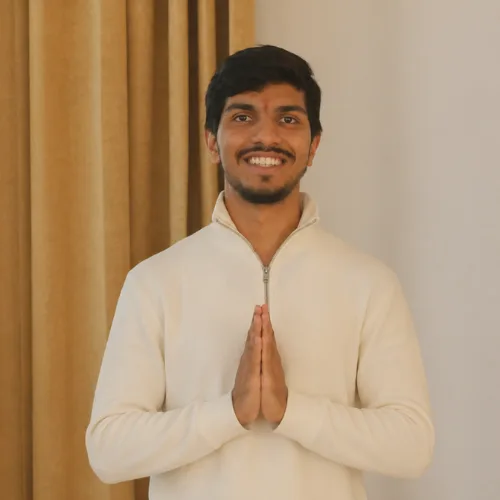 50 hour yoga teacher trainer yogi prashant