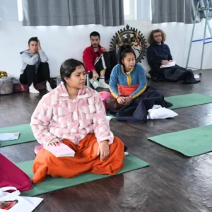 yogi rakesh teaching ayurveda in 300 hour yoga ttc in rishikesh india
