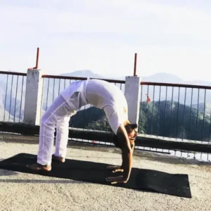 yogi rohit teaching hatha in 300 hour yoga teacher training course in rishikesh