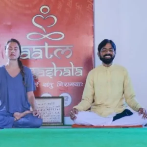 yogi shankar dey teaching hatha in 200 hour yoga teacher training course in rishikesh india