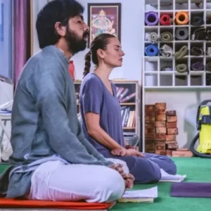yogi shankar teaching meditation in 500 hour yoga teacher training in rishikesh india