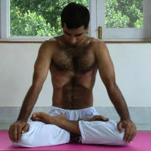 yogi upendra teaching shatkarma in 200 hour yoga ttc in rishikesh