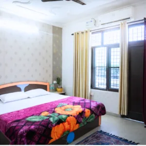 200-hour-kundalini-yoga-teacher-training-in-rishikesh-private-room-accommodation