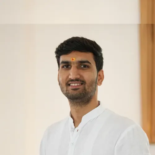 200 hour yoga course teacher mr yogi neeraj