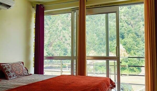 6 days Nature and ground yoga retreat accomodation in rishikesh